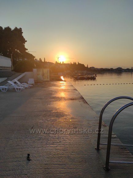 Východ slunce nad Trogirem