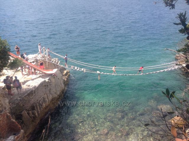 Lávka pro odvážné