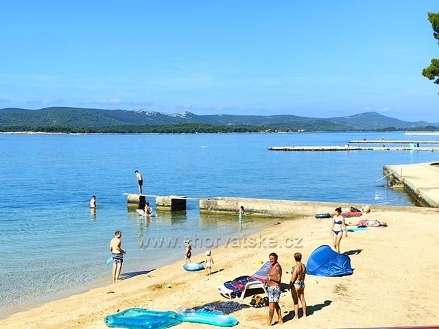 Pláž pri kempe Primorje.