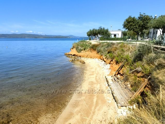 Piesková pláž No Name.