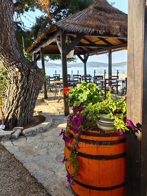 Grill Bar sv. Filip i Jakov.